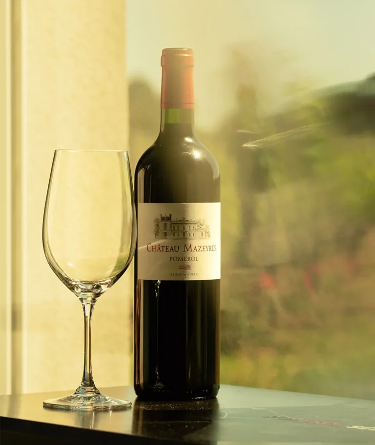 Flasche „ Château Mazeyres “, Pomerol